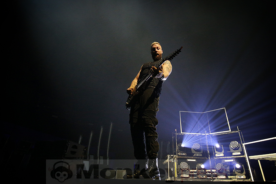 Smash into Pieces © Sandro Griesbach