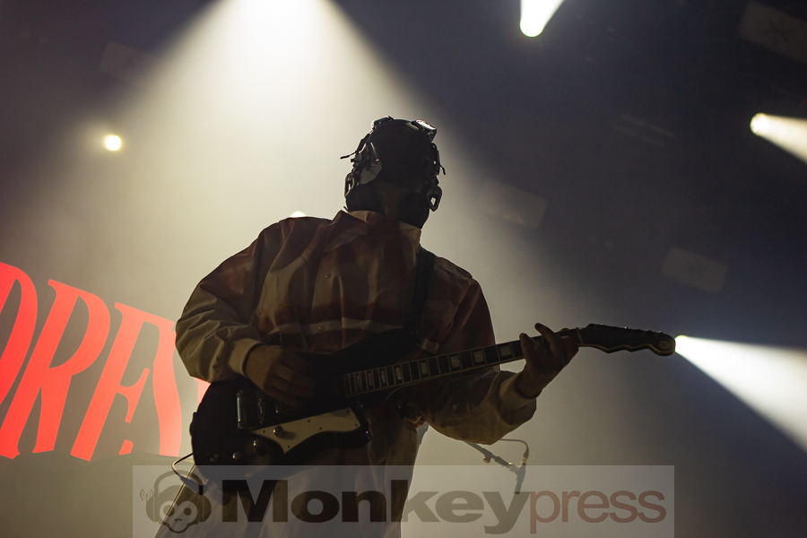 Static Dress, © Markus Hillgärtner