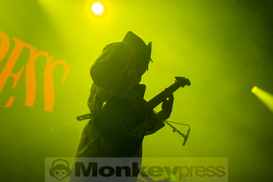 Static Dress, © Markus Hillgärtner