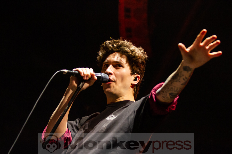 Holding Absence, © Markus Hillgärtner