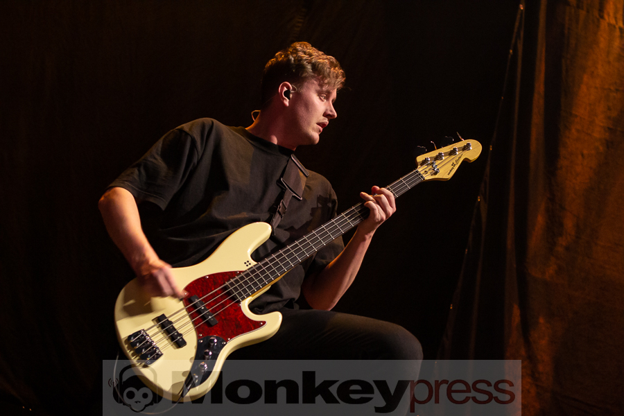 Holding Absence, © Markus Hillgärtner