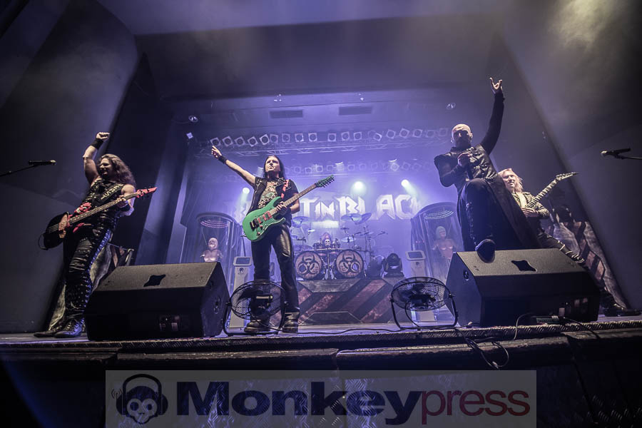 Beast in Black, © Cynthia Theisinger