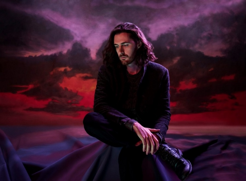 HOZIER - im Sommer auf "Unreal Unearth" Tour