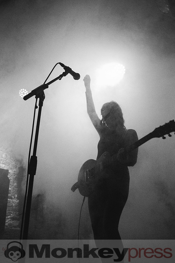 Gewalt, © Claudia Helmert