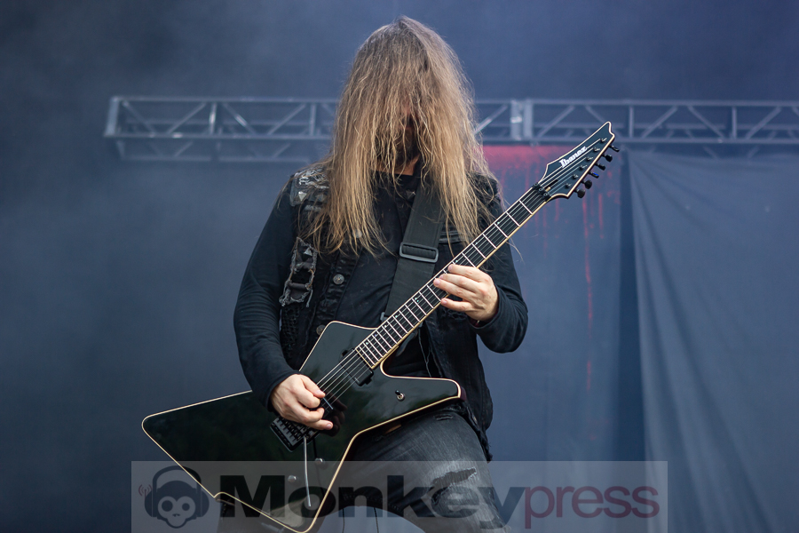 Decapitated, © Markus Hillgärtner