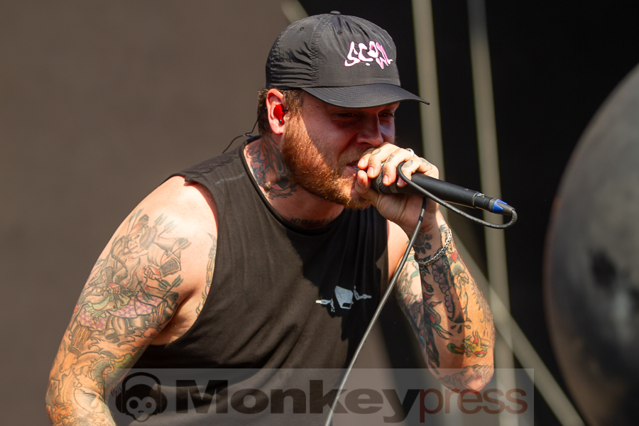 Stick To Your Guns, © Markus Hillgärtner
