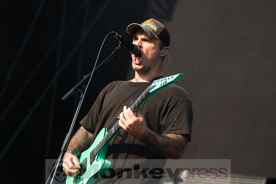 Stick To Your Guns, © Markus Hillgärtner