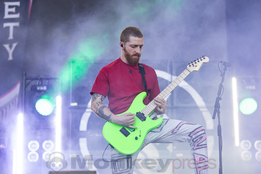 While She Sleeps © Birger Treimer
