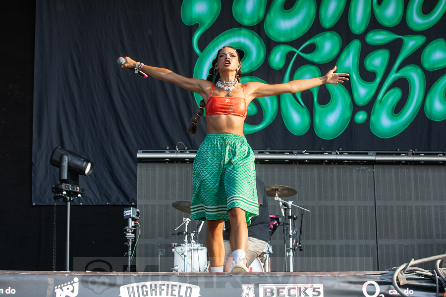 Nina Chuba, © Joerg Seiche