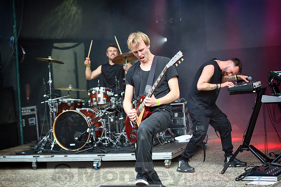 Versus Goliath © Sandro Griesbach