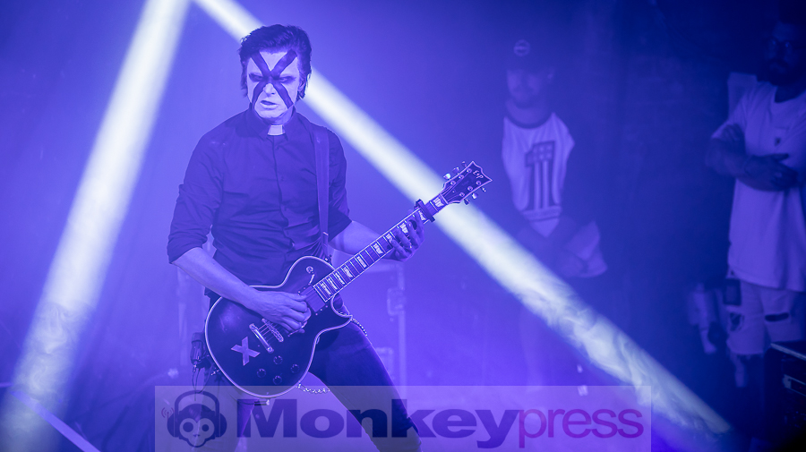 Megaherz, © Schwarzpixel - Carsten Zerbe