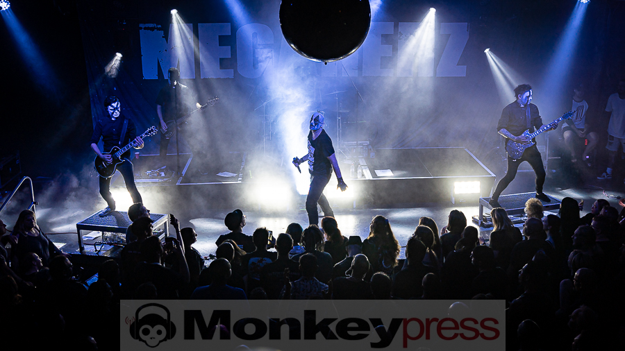 Megaherz, © Schwarzpixel - Carsten Zerbe