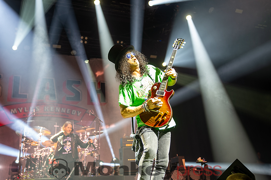 SLASH featuring MYLES KENNEDY and THE CONSPIRATORS, ©Marcus Nathofer
