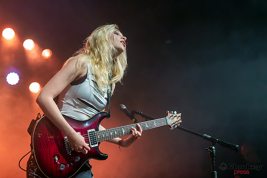 THE WARNING, ©Marcus Nathofer