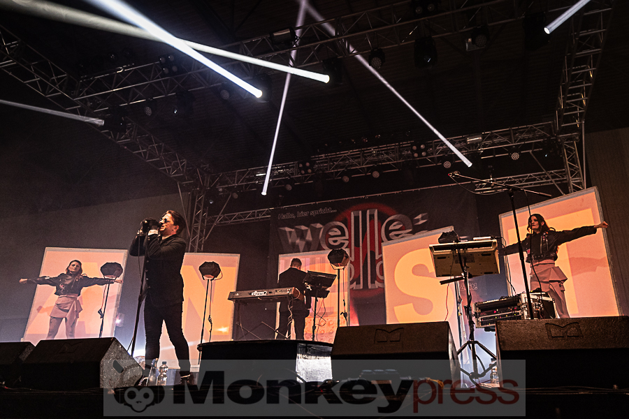 Welle: Erdball, © Thomas Bunge