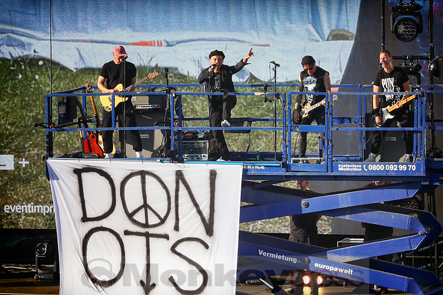 Donots Rock am Ring 2024 Fotograf Sandro Griesbach 01 Donots © Sandro Griesbach