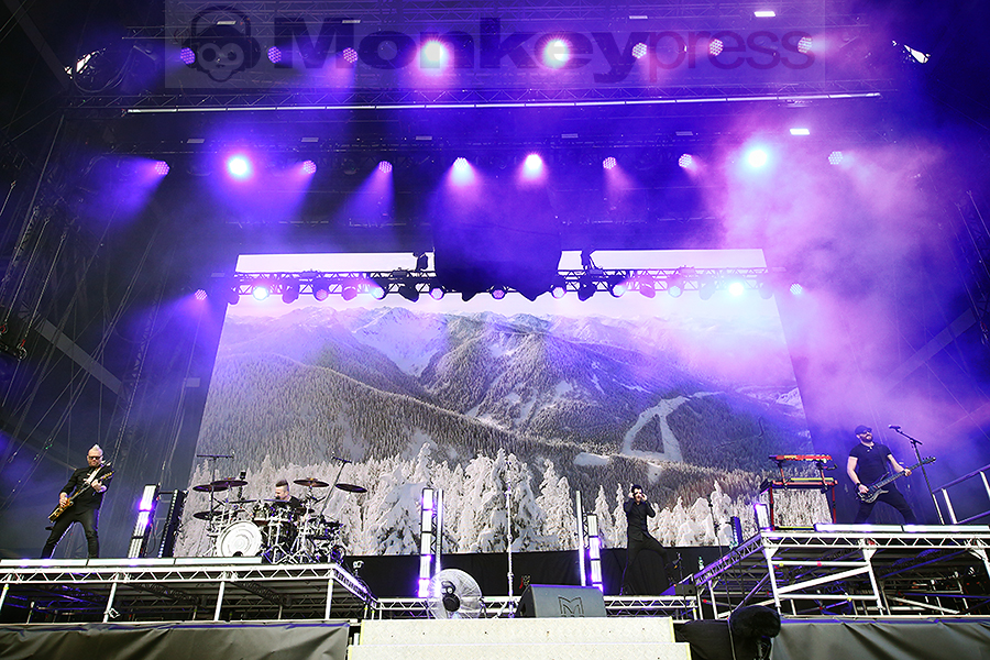 Pendulum © Sandro Griesbach