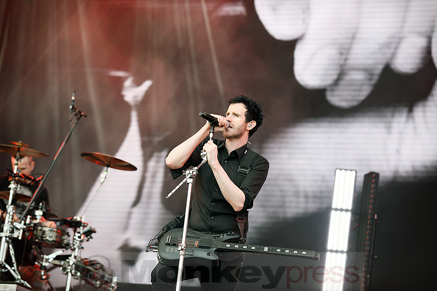 Pendulum © Sandro Griesbach