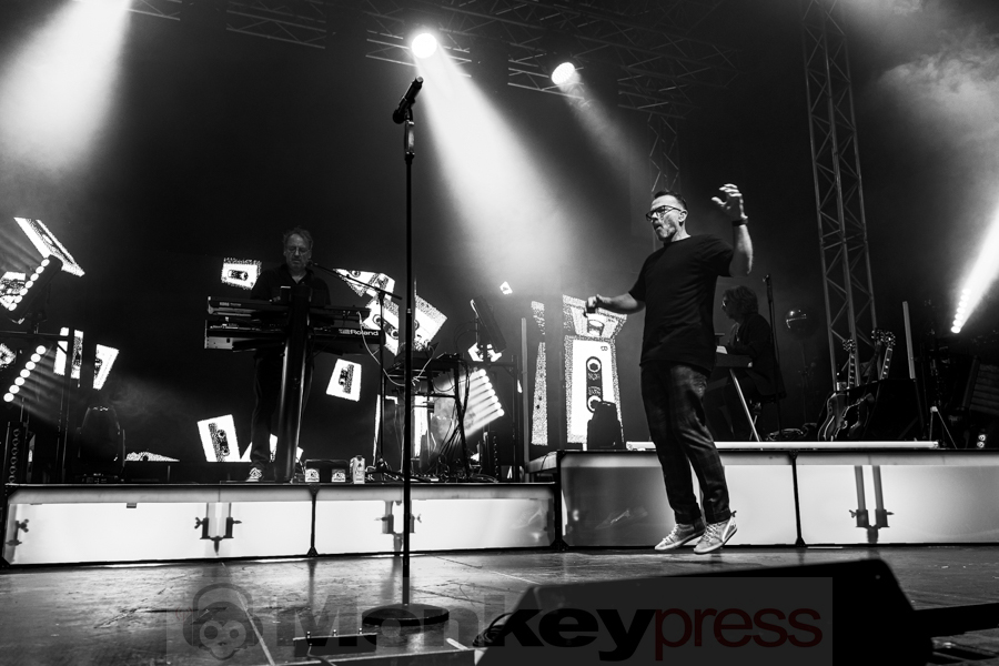 CAMOUFLAGE, ©Jens Meyer