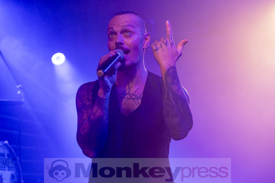 Fotos: FUTURE LIED TO US Fotos: FUTURE LIED TO US