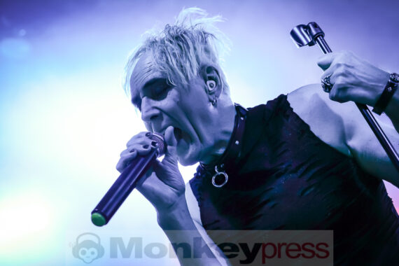 Fotos: FRONT LINE ASSEMBLY