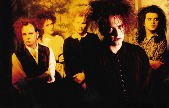 THE CURE: Neues Live-Album Songs Of A Live World: Troxy London MMXXIV erscheint heute