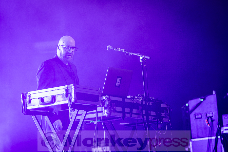 Covenant, © Thomas Bunge