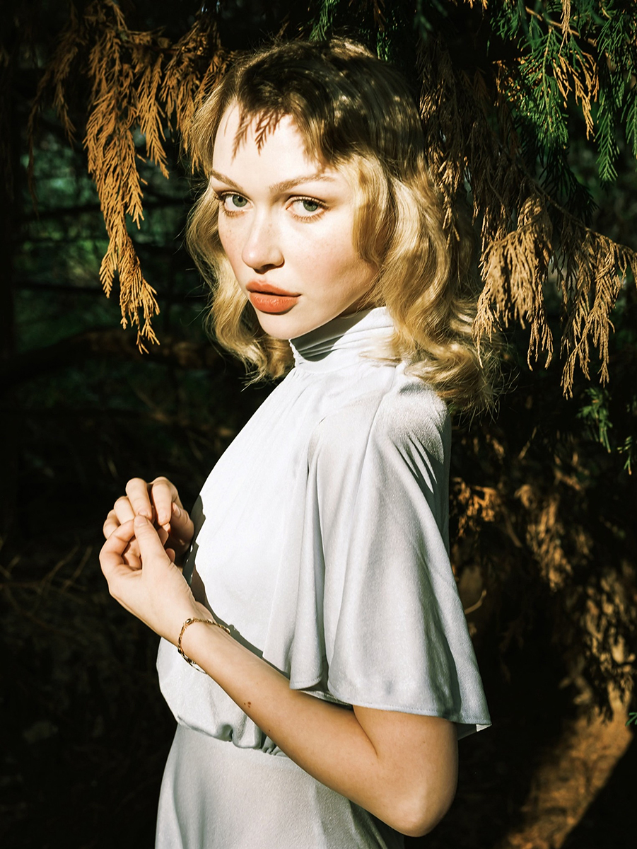 MOLLIE ELIZABETH: Debütsingle Vegas Venetian – Ein glitzerndes Fiebertraum-Video zum viralen Hit! MOLLIE ELIZABETH: Debütsingle Vegas Venetian – Ein glitzerndes Fiebertraum-Video zum viralen Hit!