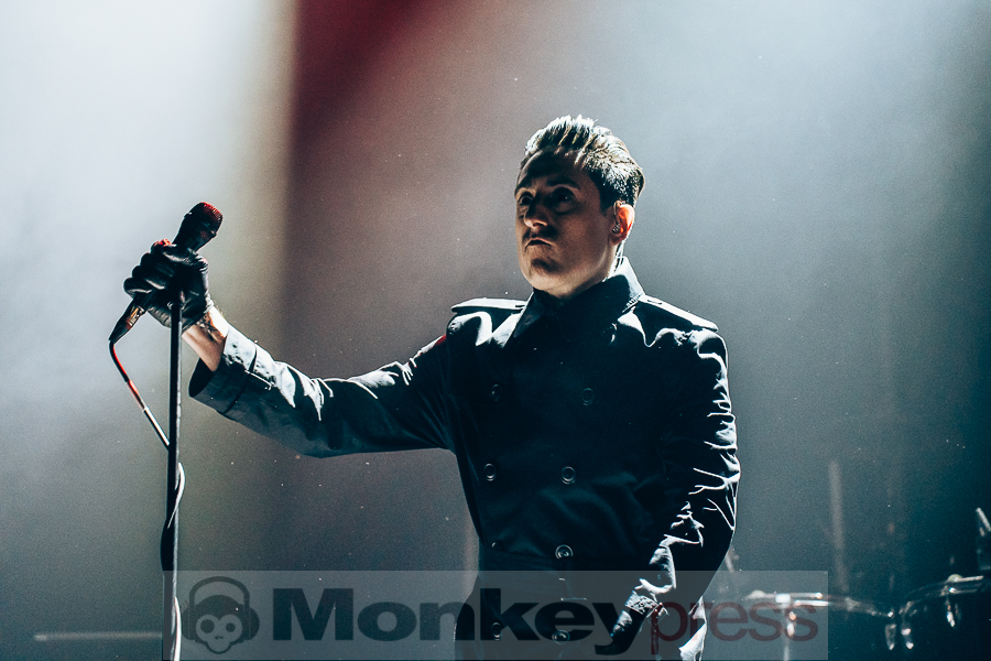 Straight Razor, © Christine Heinrich