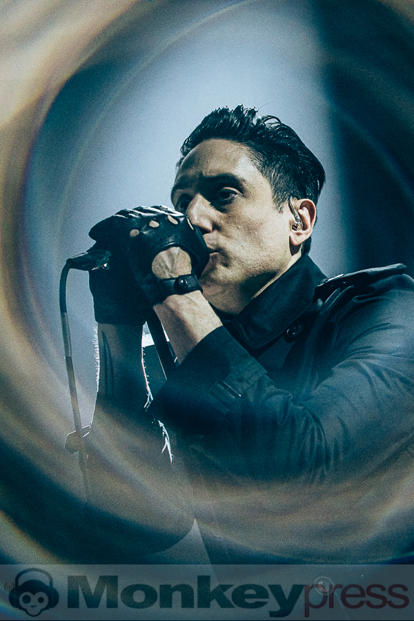 Straight Razor, © Christine Heinrich