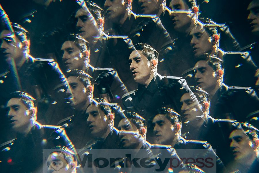 Straight Razor, © Christine Heinrich