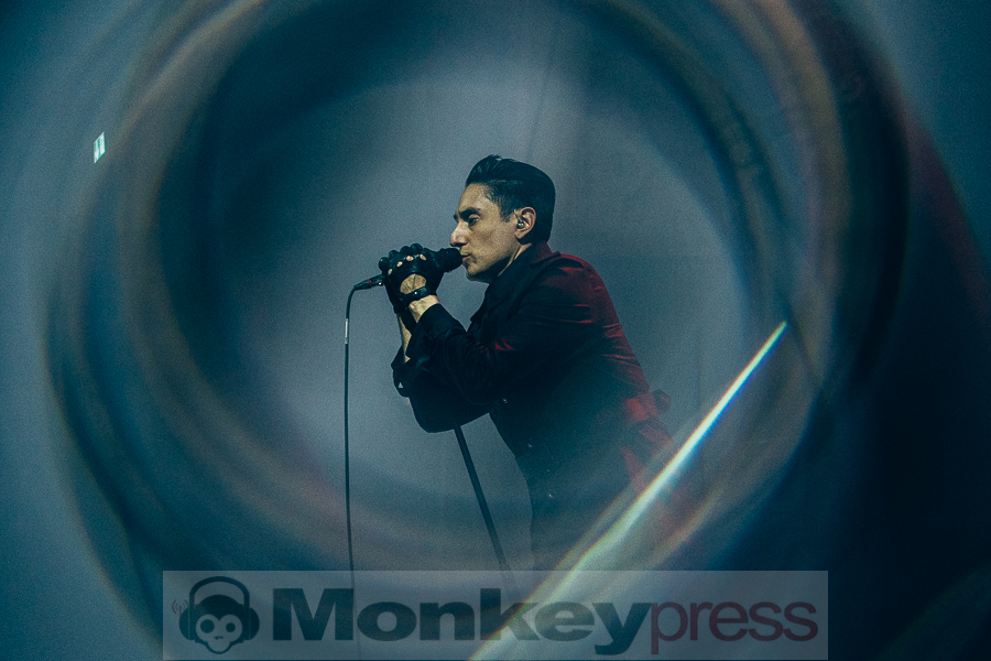 Straight Razor, © Christine Heinrich