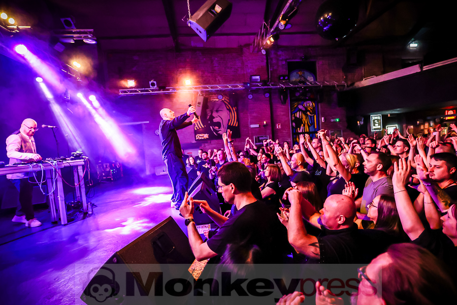Fotos: DEVISION REDUX