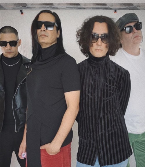 ASTARI NITE laden mit "Miss Rain on My Parade" zur bittersüßen Illusion ASTARI NITE laden mit "Miss Rain on My Parade" zur bittersüßen Illusion