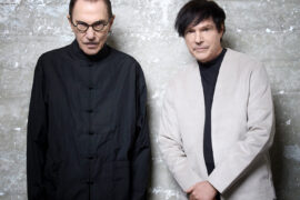 SPARKS entzünden musikalisches Feuerwerk mit "Drowned In A Sea Of Tears"
