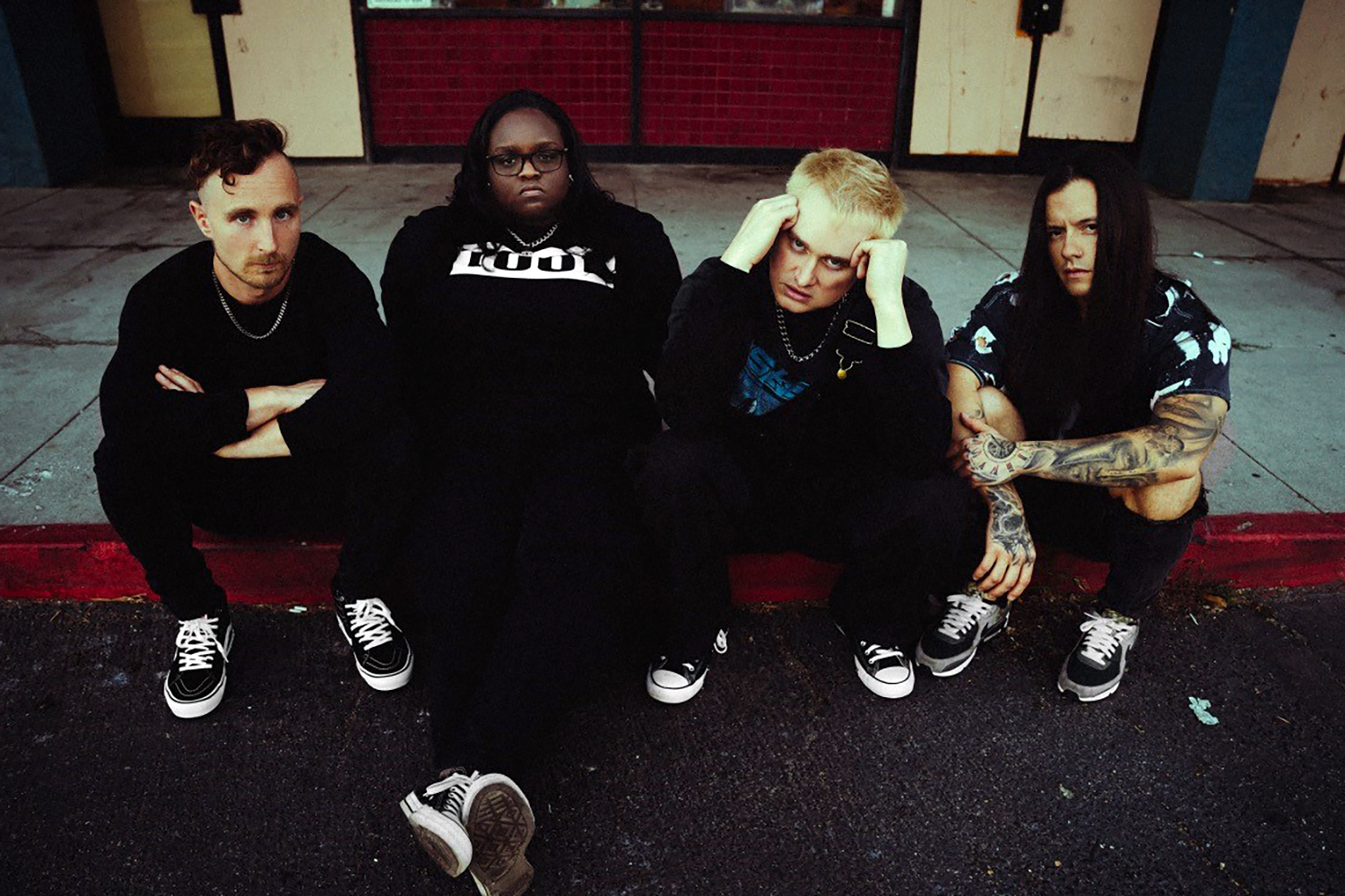 TETRARCH entfesseln neue Single & Video "Cold" – Album & Tourdaten enthüllt!