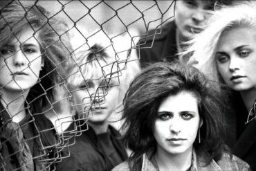 ANJA HUWE & XMAL DEUTSCHLAND vereinen Vergangenheit und Zukunft: Neue Single „PolarForest“ samt Video veröffentlicht