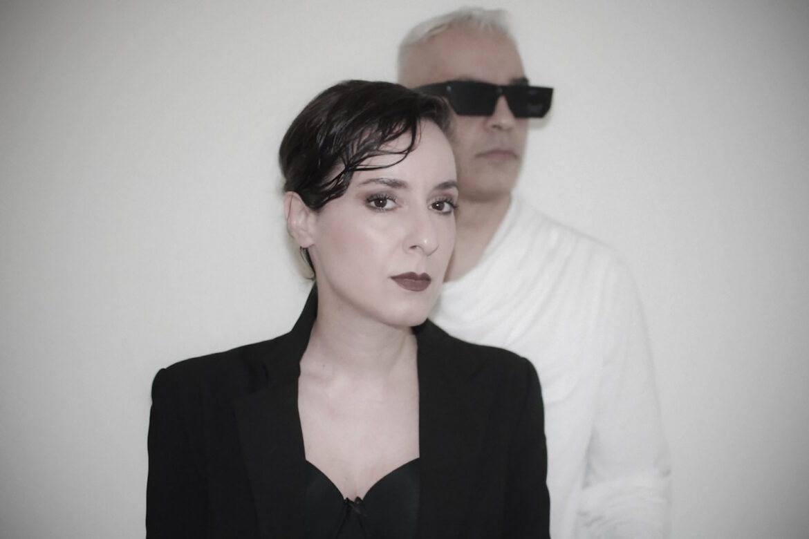 PARADOX OBSCUR präsentieren neue Single „Lose This Feeling“ – Auftakt zum kommenden Album „Ikona“
