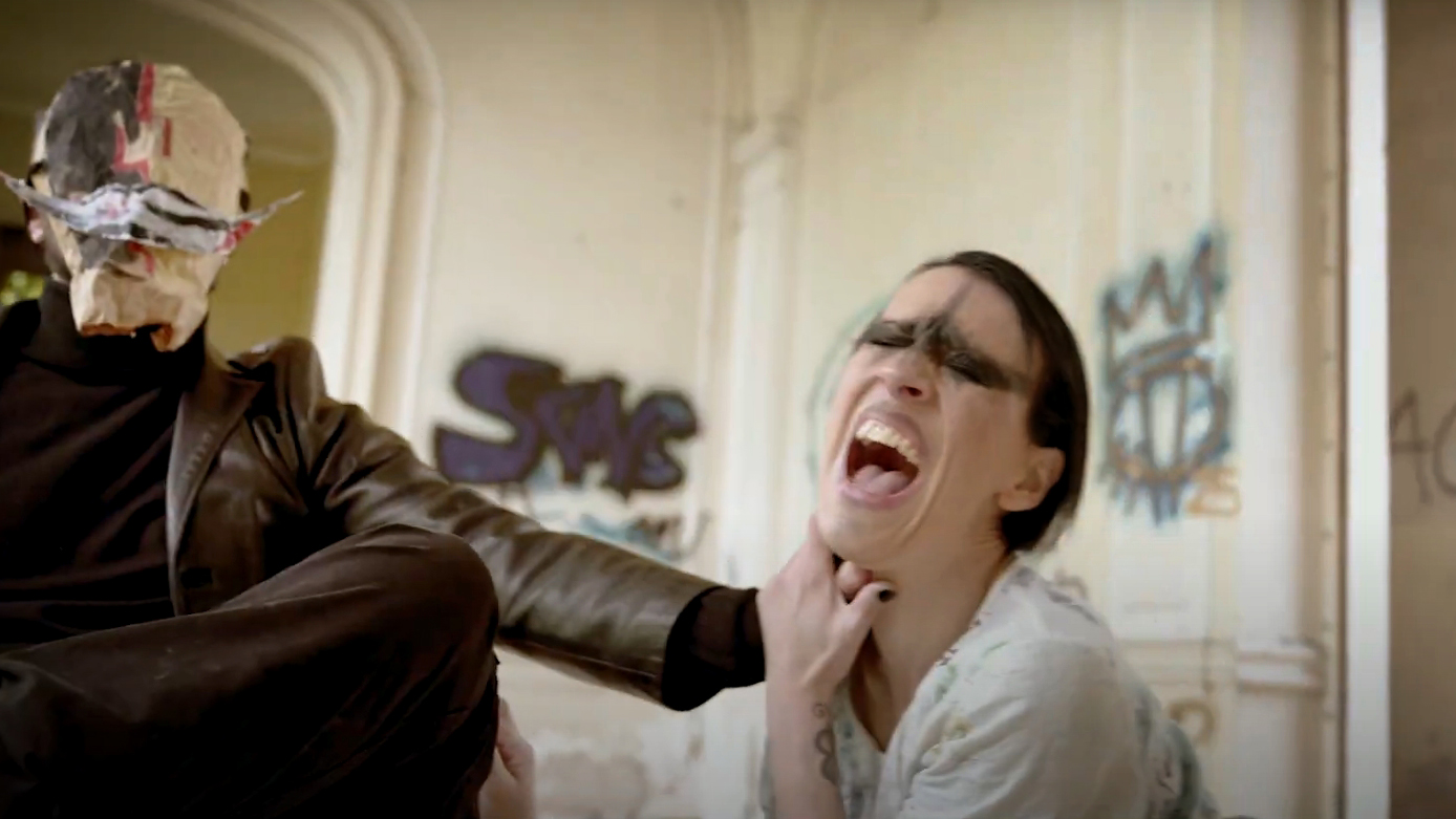 Videodreh zu “Laugh”