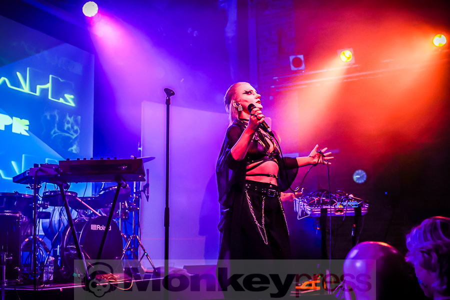 Ductape, © Michael Gamon