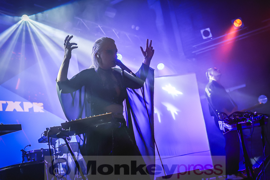 Ductape, © Michael Gamon