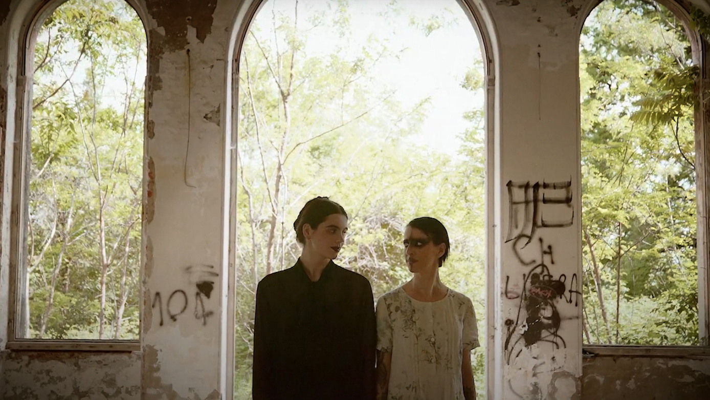 Videodreh zu “Laugh”