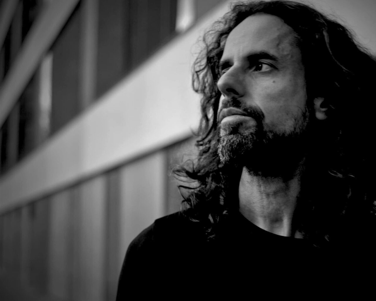 FICTIONAL meldet sich eindrucksvoll zurück – „Your Whisper“ mit Christian Schottstädt ist da!