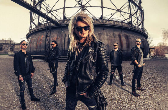 KISSIN’ DYNAMITE zünden mit neuem Album „Back With A Bang“ und spektakulärem Musikvideo die nächste Rock-Rakete