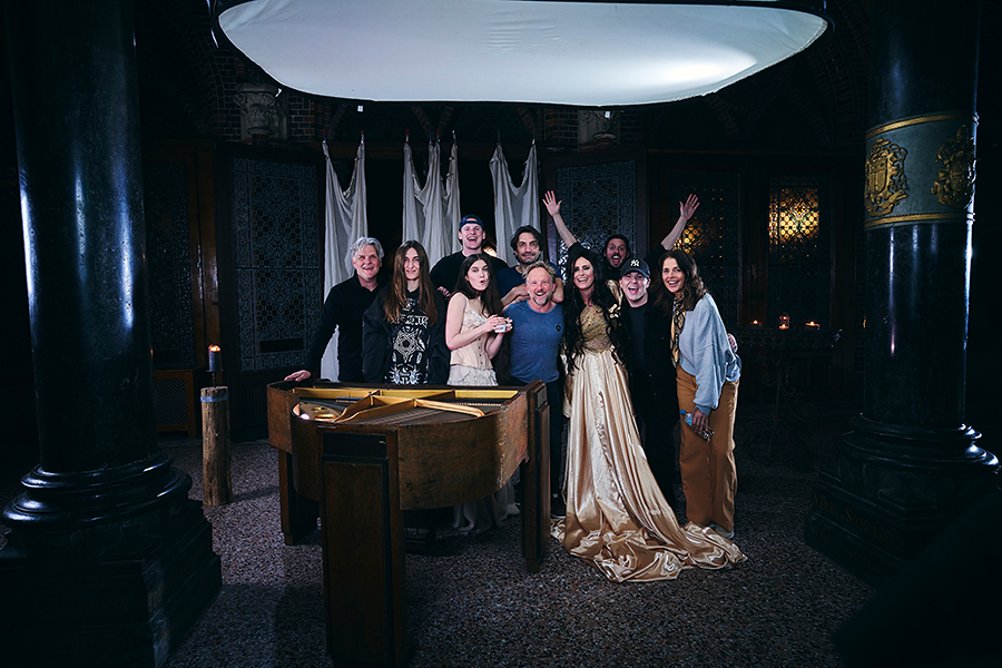 Within Temptation - Sing Like A Siren