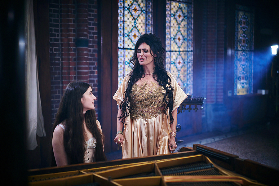 Within Temptation - Sing Like A Siren