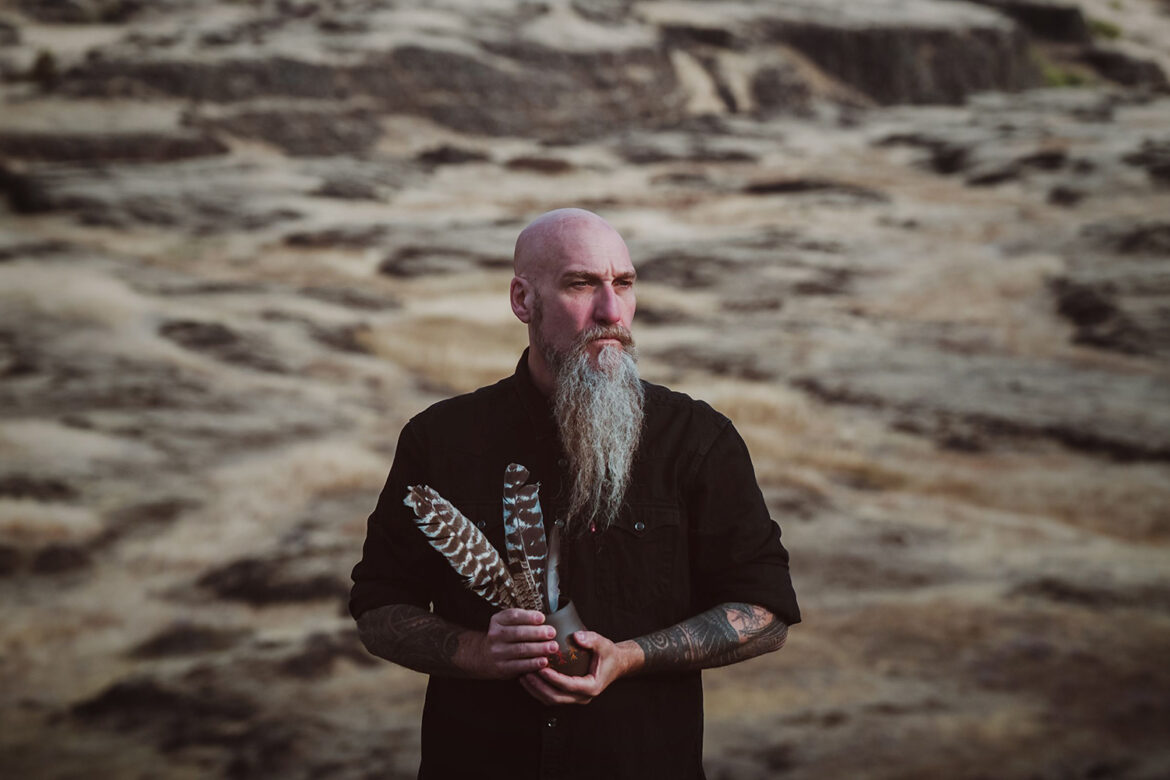 STEVE VON TILL kündigt neues Album „Alone In A World Of Wounds" und Europa-Tour an