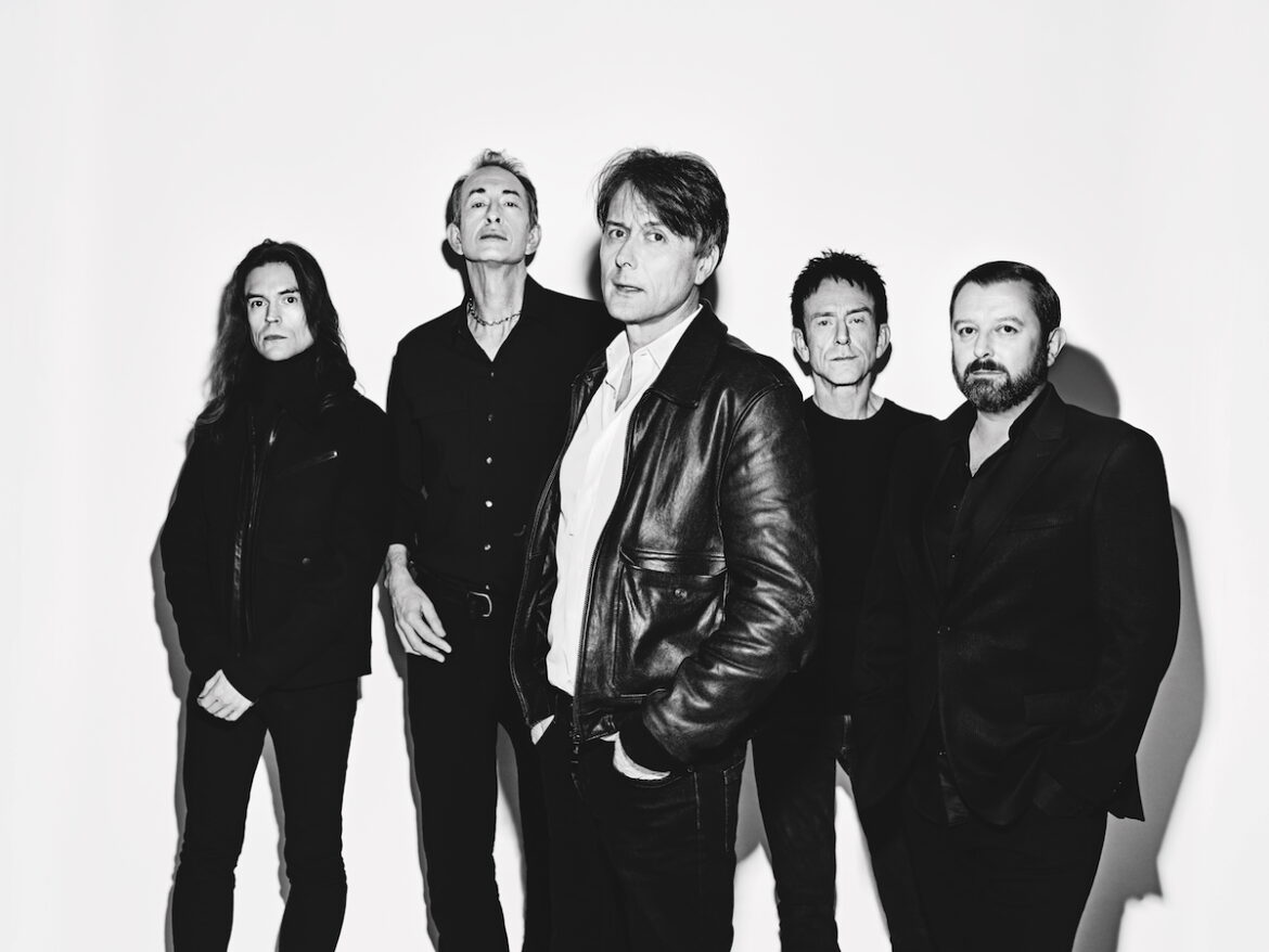 SUEDE kündigen neues Album "Antidepressants" an – Erste Single "Disintegrate" veröffentlicht