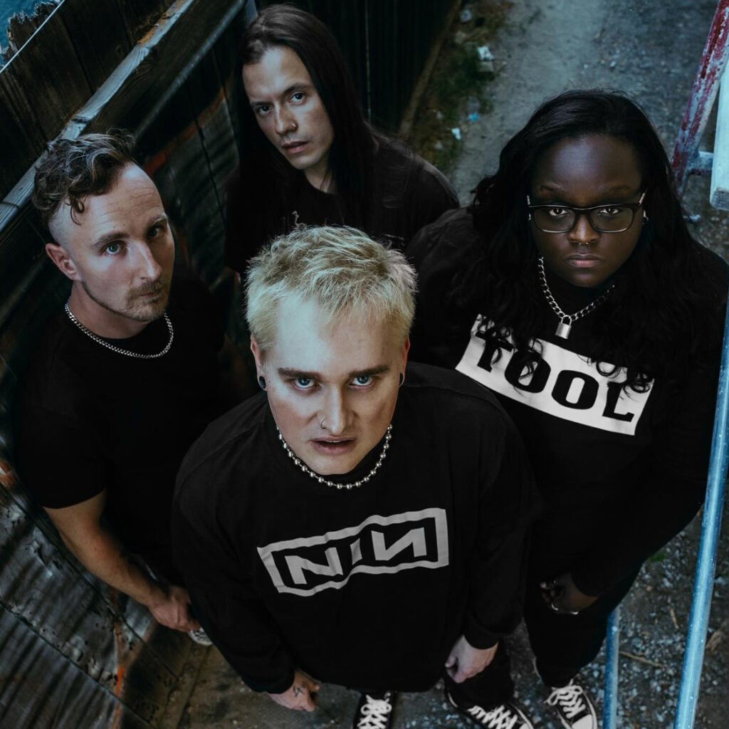TETRARCH zünden mit neuer Single „Best Of Luck“ den letzten Funken vor Albumveröffentlichung morgen!