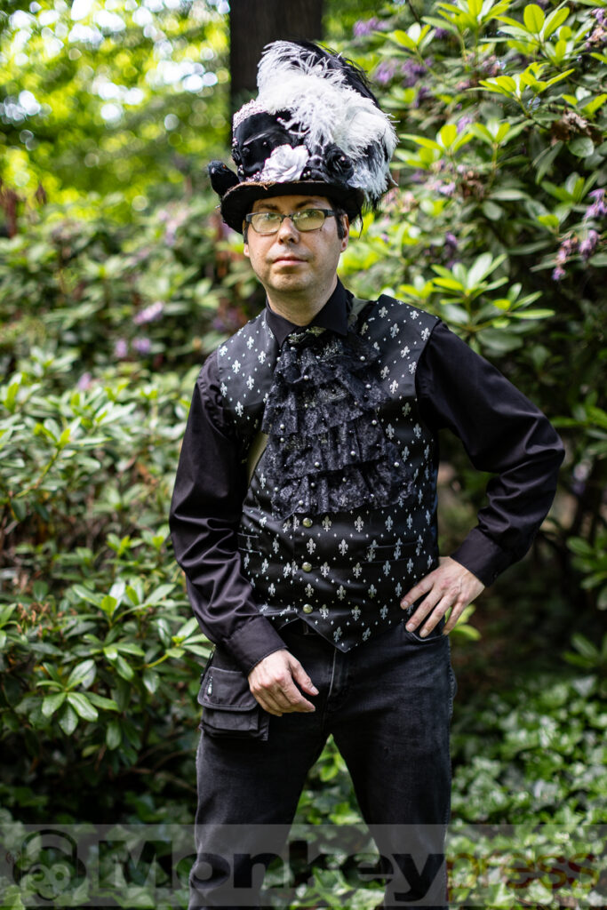 Fotos: VIKTORIANISCHES PICKNICK Teil 2, 32. Wave-Gotik-Treffen (WGT), 06.06.2025